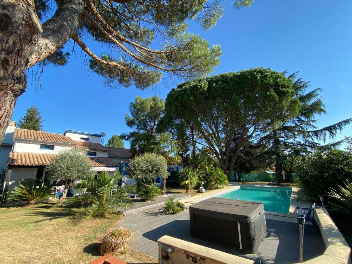 Villa & Spa-Sauna-Piscine-Massages Du "Nirvana Vivant" Biars-sur-Cere Luaran gambar